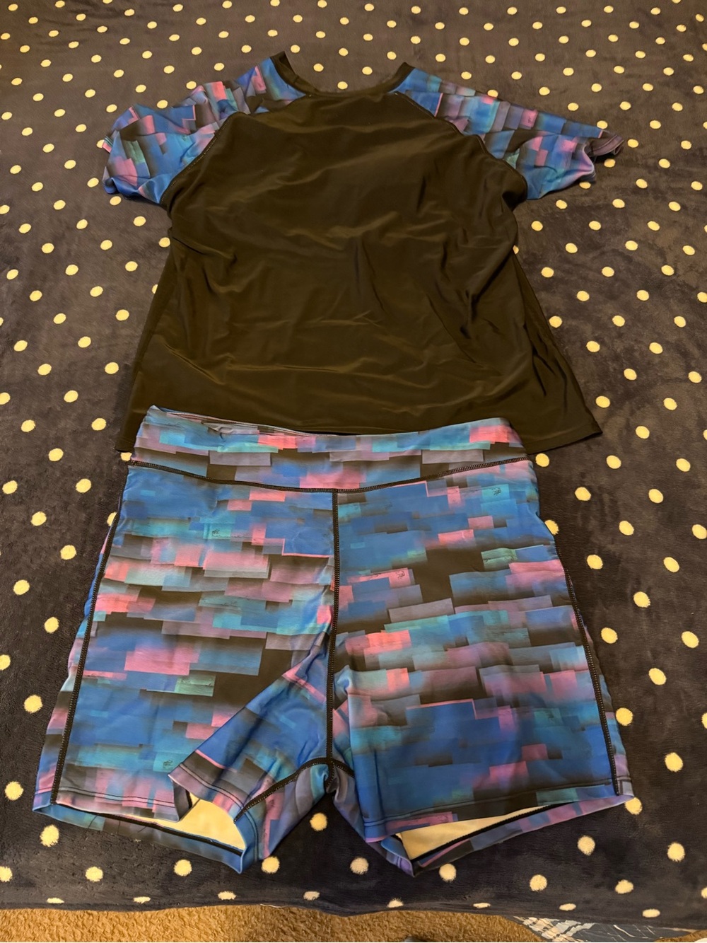 Women’s 2 piece bathing suit